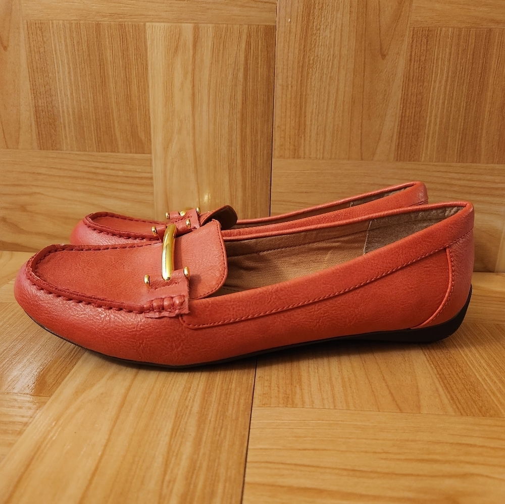 Chaps Connie Women's Shoes Loafers Size 9 Coral
